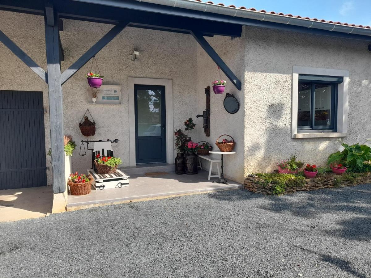La Maison Du Bonheur, Borne De Recharge Ve Saint-Bernard  Exterior foto